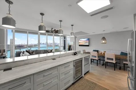 100 S Pointe Drive Miami Beach FL 33139
