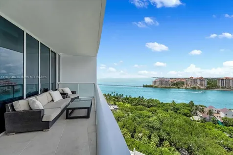 100 S Pointe Drive Miami Beach FL 33139