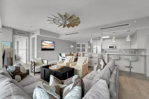 100 S Pointe Drive Miami Beach FL 33139