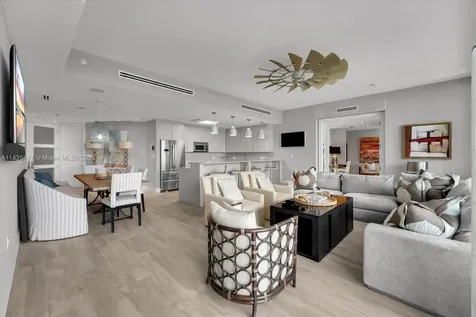 100 S Pointe Drive Miami Beach FL 33139