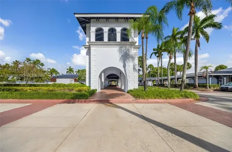 6637 NW 181st Lane Hialeah FL 33015