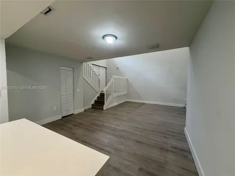 6637 NW 181st Lane Hialeah FL 33015