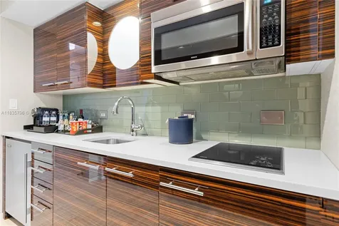 551 N Fort Lauderdale Beach Boulevard Fort Lauderdale FL 33304