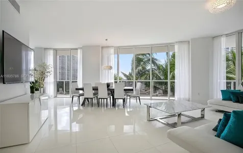 4100 Island Boulevard Aventura FL 33160