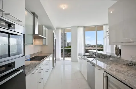 4100 Island Boulevard Aventura FL 33160