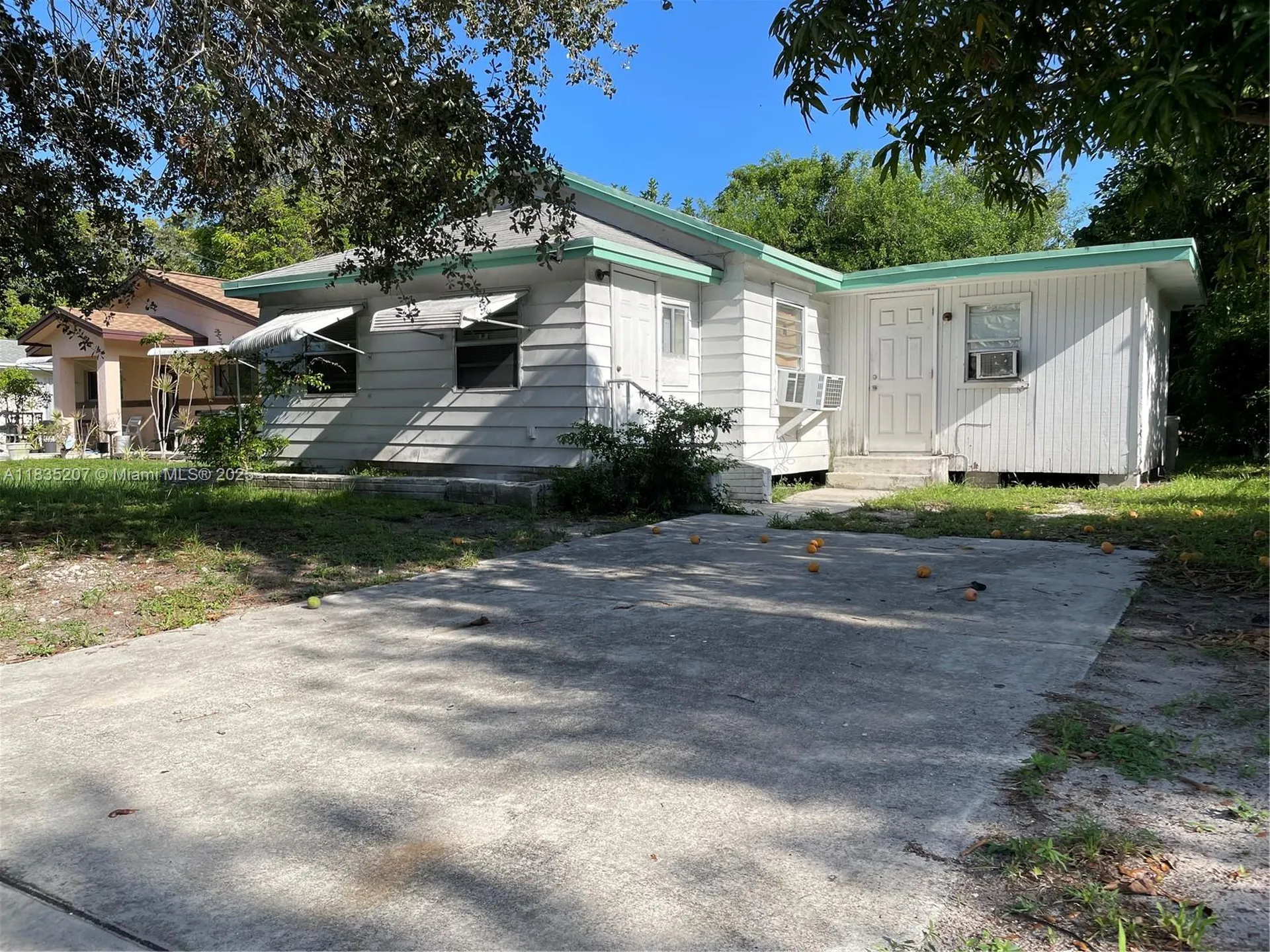 156 S NE 11th Street Boca Raton FL 33432