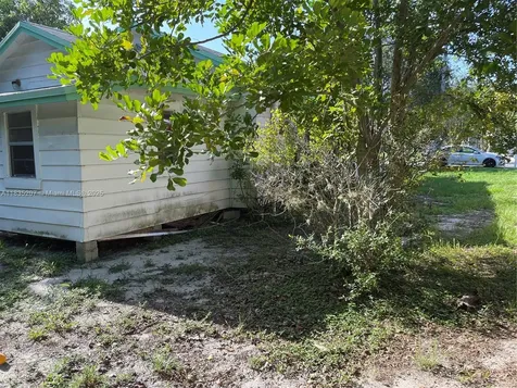 156 S NE 11th Street Boca Raton FL 33432