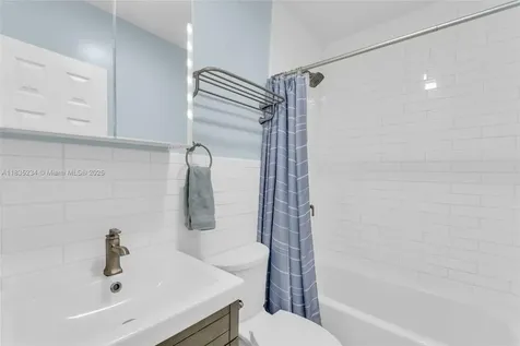 6023 SW 59th Street South Miami FL 33143