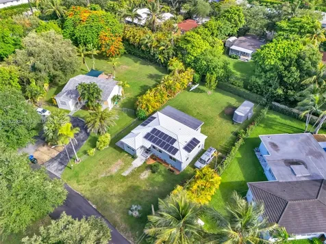 6023 SW 59th Street South Miami FL 33143