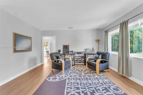 6023 SW 59th Street South Miami FL 33143
