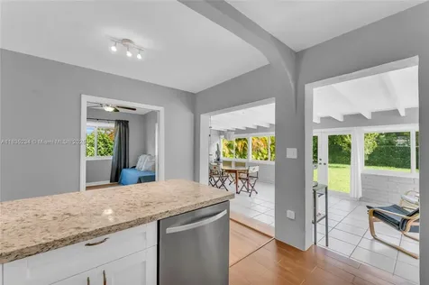 6023 SW 59th Street South Miami FL 33143