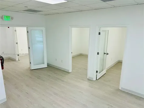 10305 NW 41st Street Doral FL 33178