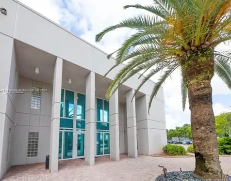 10305 NW 41st Street Doral FL 33178