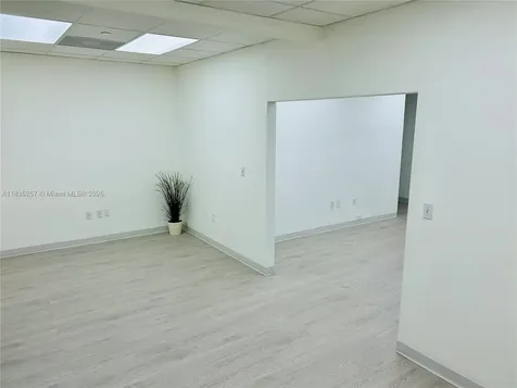 10305 NW 41st Street Doral FL 33178