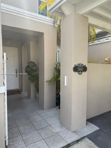 5440 SW 70th Place N Miami FL 33155