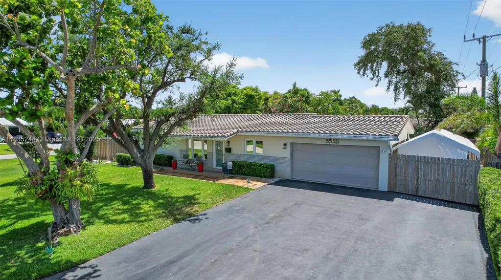5555 NE 20th Terrace Fort Lauderdale FL 33308
