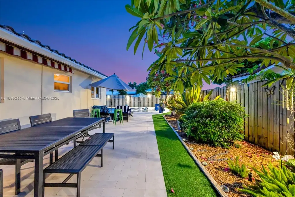 5555 NE 20th Terrace Fort Lauderdale FL 33308