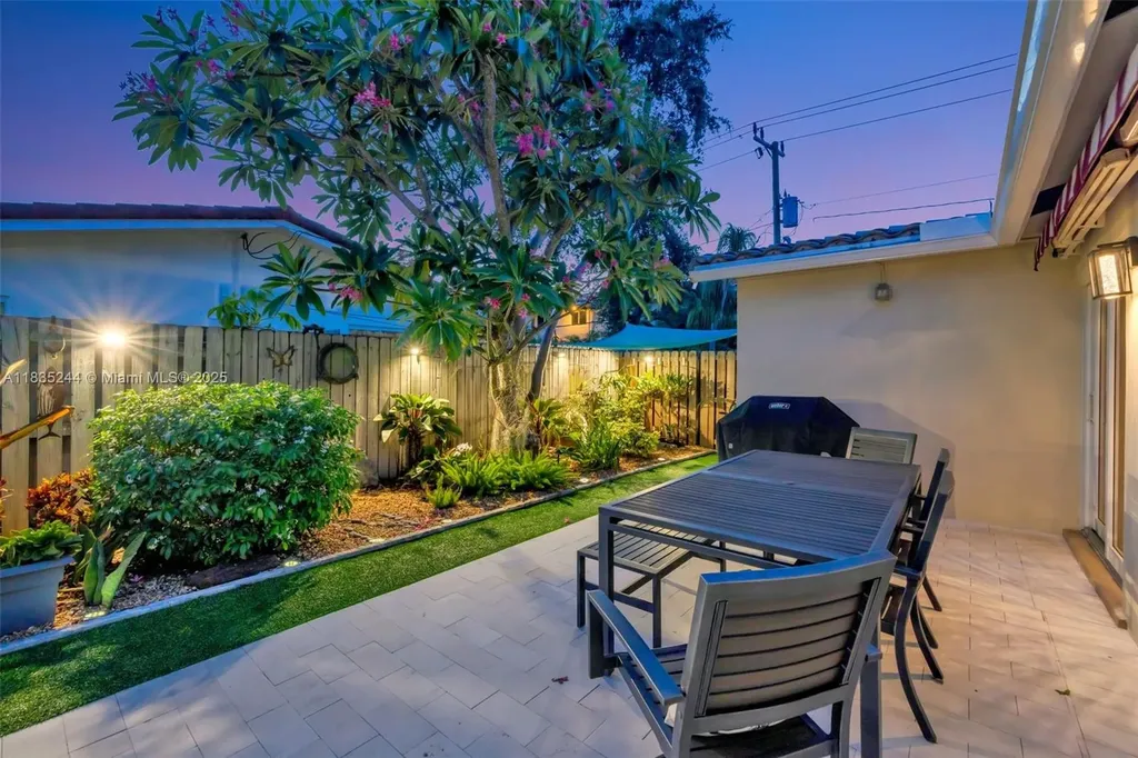 5555 NE 20th Terrace Fort Lauderdale FL 33308