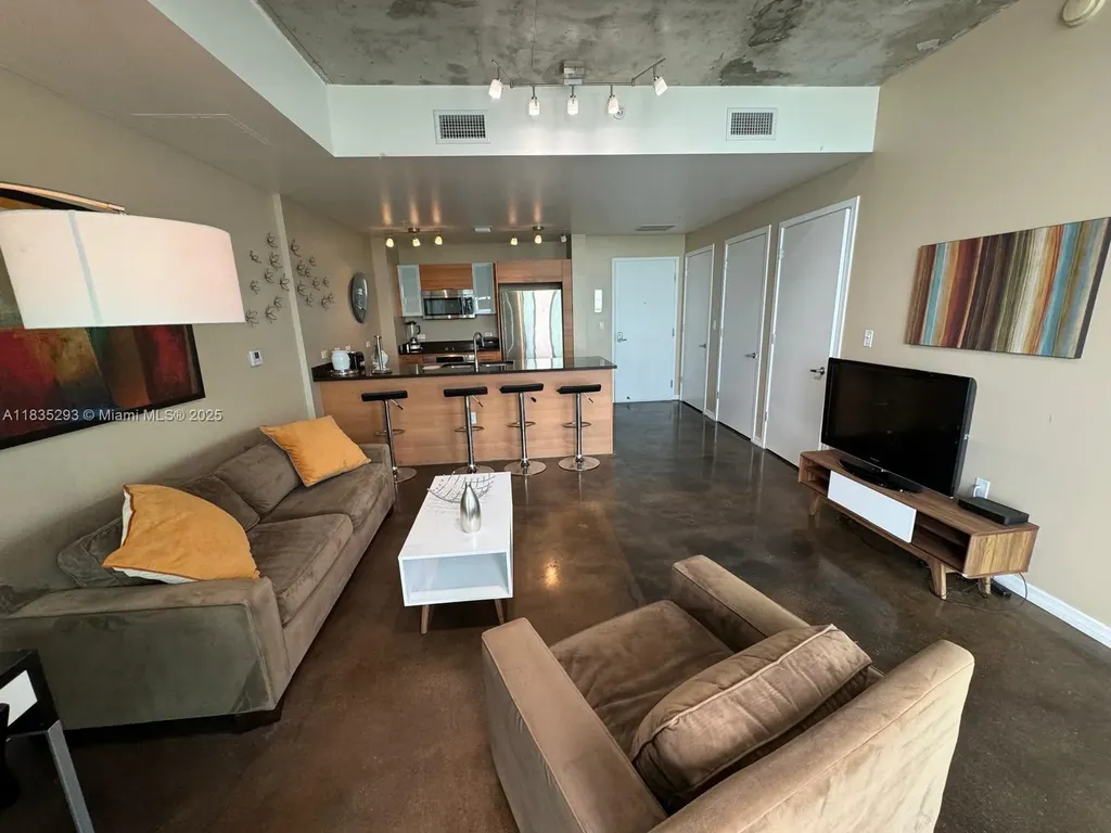 3301 NE 1st Avenue Miami FL 33137
