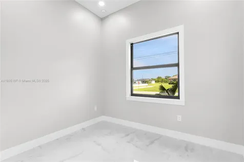 2517 44th Street SW Lehigh Acres FL 33976