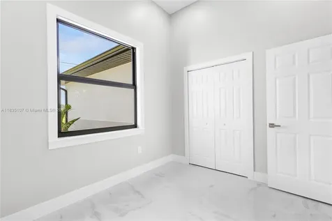 2517 44th Street SW Lehigh Acres FL 33976