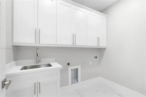 2517 44th Street SW Lehigh Acres FL 33976