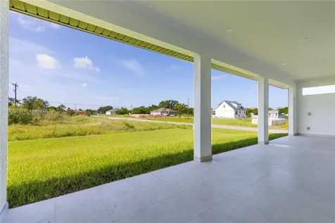 2517 44th Street SW Lehigh Acres FL 33976