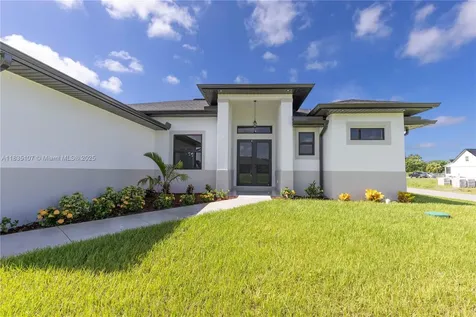 2517 44th Street SW Lehigh Acres FL 33976
