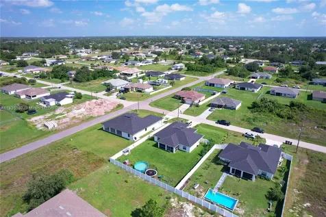 2517 44th Street SW Lehigh Acres FL 33976