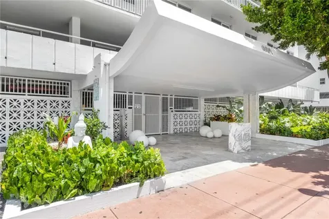 401 Ocean Drive Miami Beach FL 33139