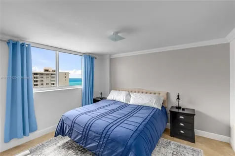 401 Ocean Drive Miami Beach FL 33139