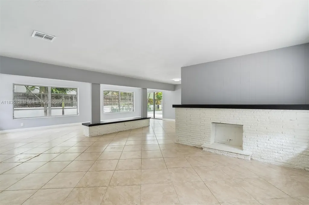 1101 Cordova Road Fort Lauderdale FL 33316