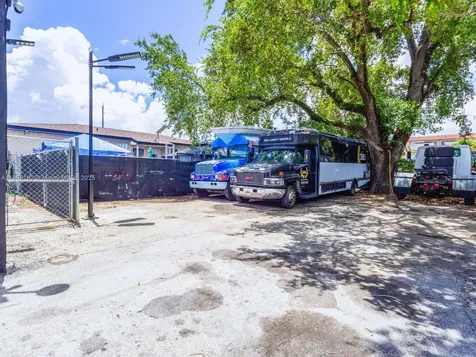 3490 NW 32nd Avenue Miami FL 33142