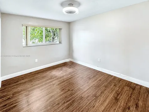 2040 NW 86th Avenue Sunrise FL 33322
