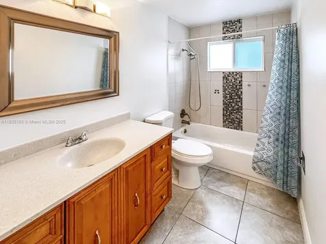 2040 NW 86th Avenue Sunrise FL 33322