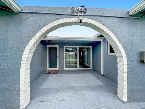 2040 NW 86th Avenue Sunrise FL 33322