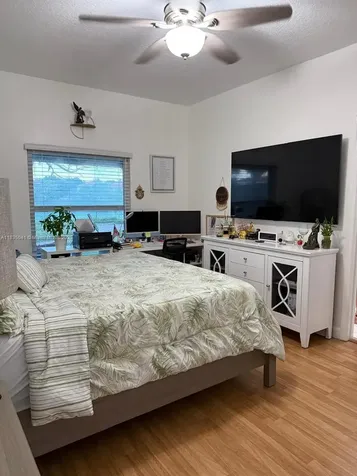 12010 SW 135th Terrace Miami FL 33186