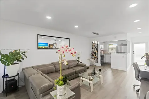 2418 NW 52nd Street Tamarac FL 33309