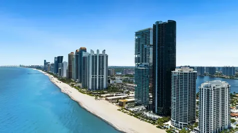 18555 Collins Avenue Sunny Isles Beach FL 33160