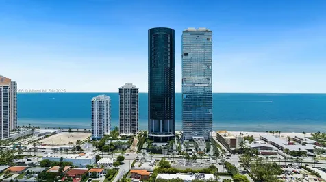 18555 Collins Avenue Sunny Isles Beach FL 33160