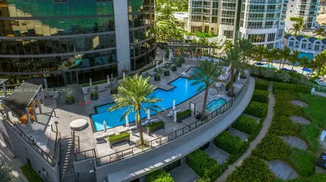 18555 Collins Avenue Sunny Isles Beach FL 33160