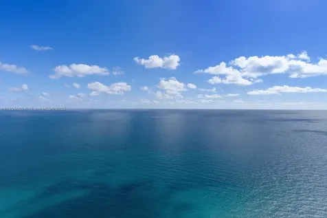 18555 Collins Avenue Sunny Isles Beach FL 33160