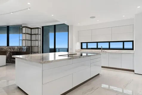 18555 Collins Avenue Sunny Isles Beach FL 33160