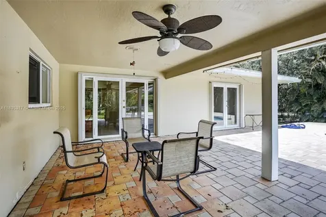 10801 SW 57th Place Davie FL 33328