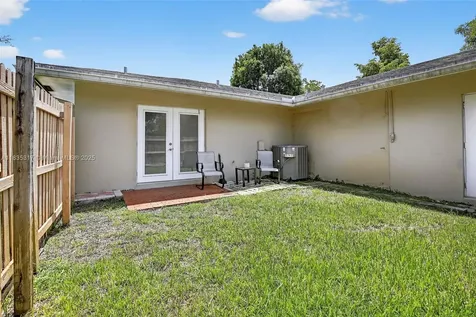10801 SW 57th Place Davie FL 33328