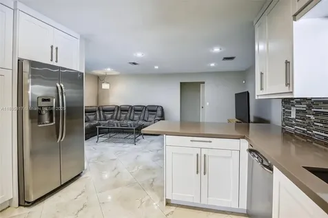 10801 SW 57th Place Davie FL 33328