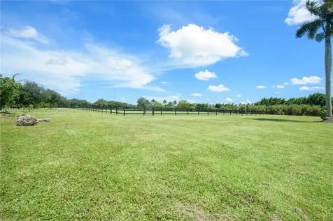 23400 SW 192nd Avenue Homestead FL 33031