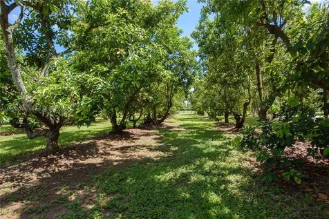 23400 SW 192nd Avenue Homestead FL 33031