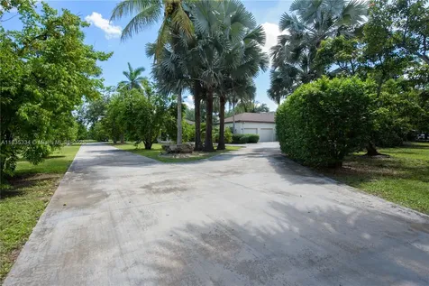 23400 SW 192nd Avenue Homestead FL 33031