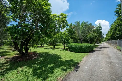 23400 SW 192nd Avenue Homestead FL 33031